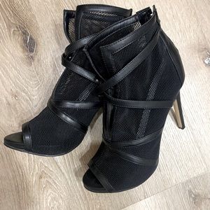 GUESS booties size 7.5